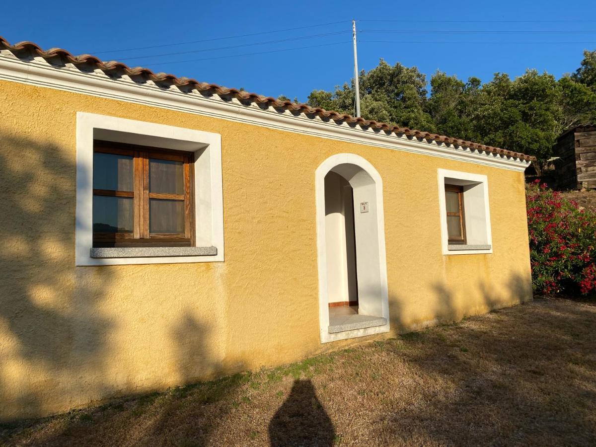 Li Paduleddi Country Guest House Olbia Kültér fotó